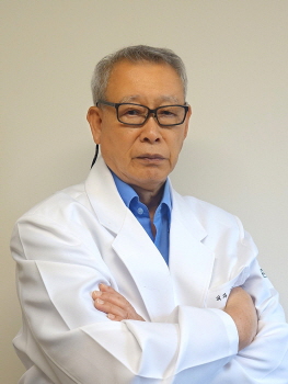 김승주 병원장 사진(외과)